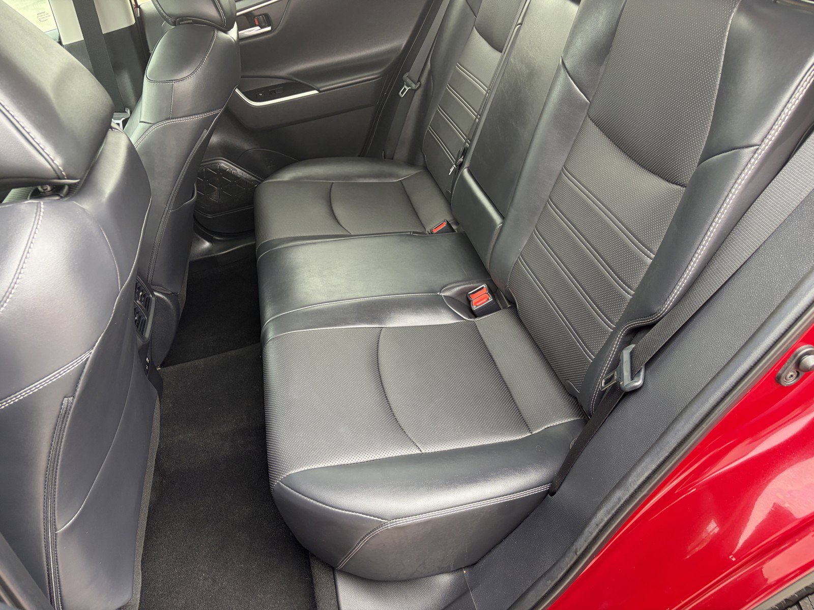 Used 2020 Toyota RAV4 Limited w/ Limited Grade Weather Package AWD/4WD image 9