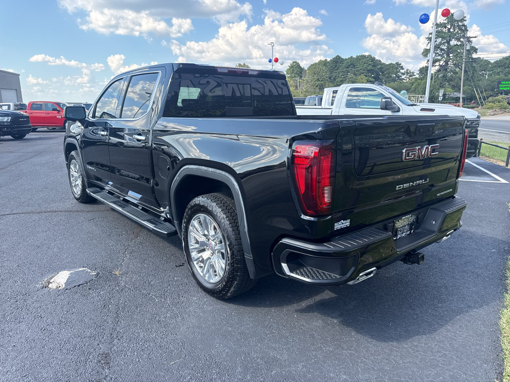 Used 2025 GMC Sierra 1500 Denali AWD/4WD image 7