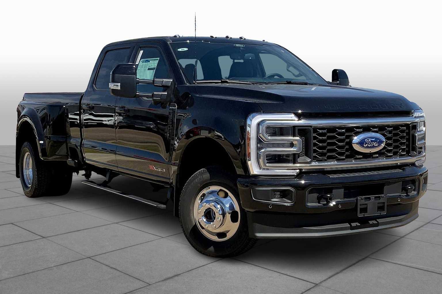New 2026 Ford F350 Platinum image 2