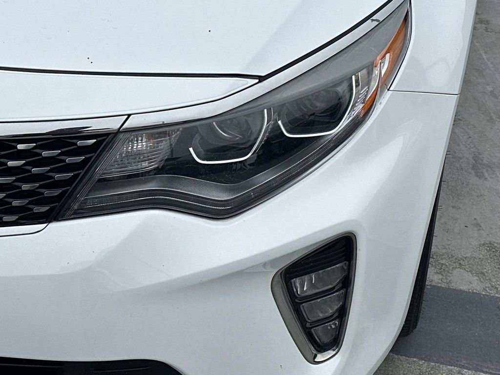 Used 2018 Kia Optima SX w/ Technology Package image 7