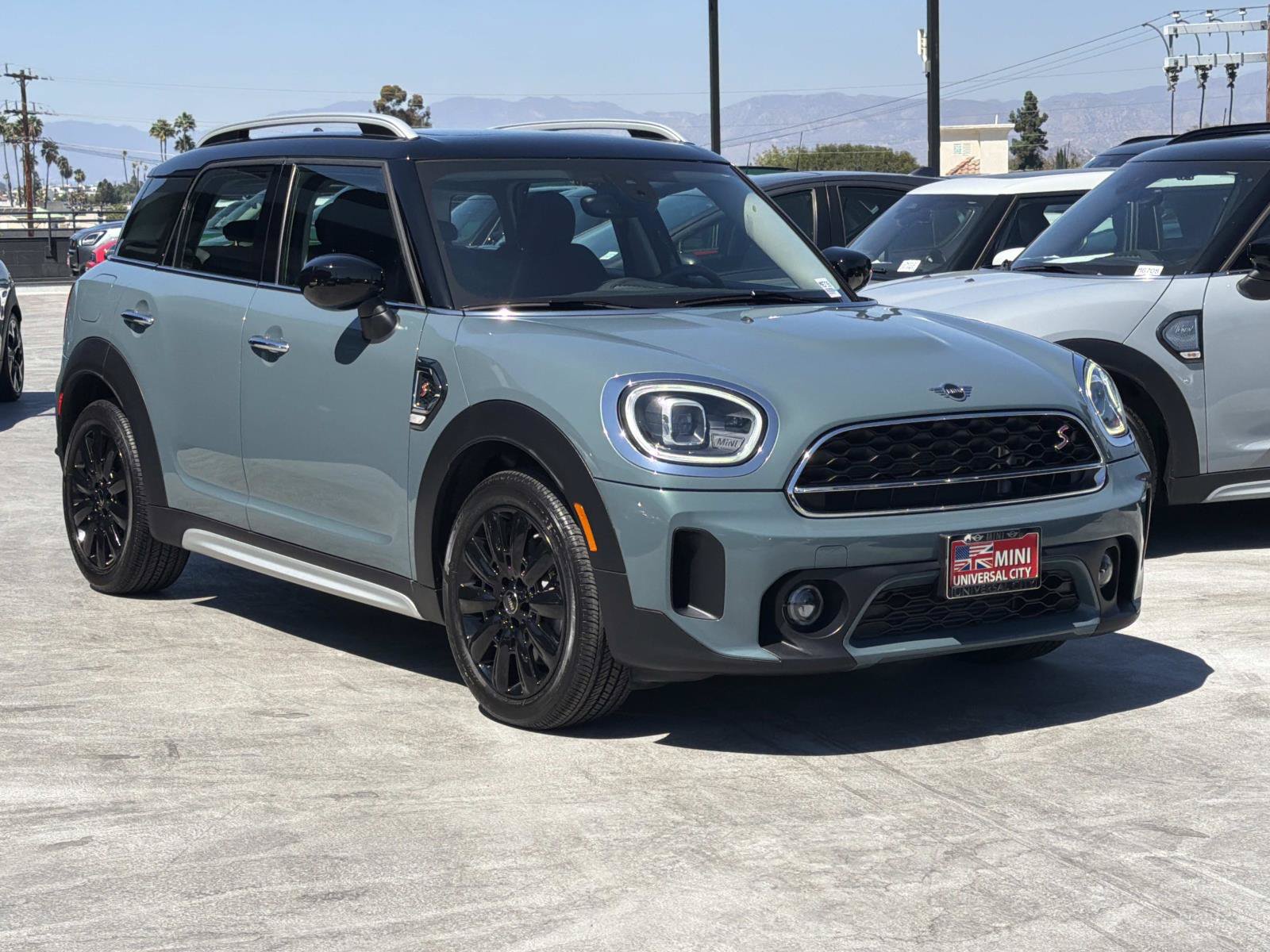Used 2024 MINI Cooper Countryman S FWD image 2