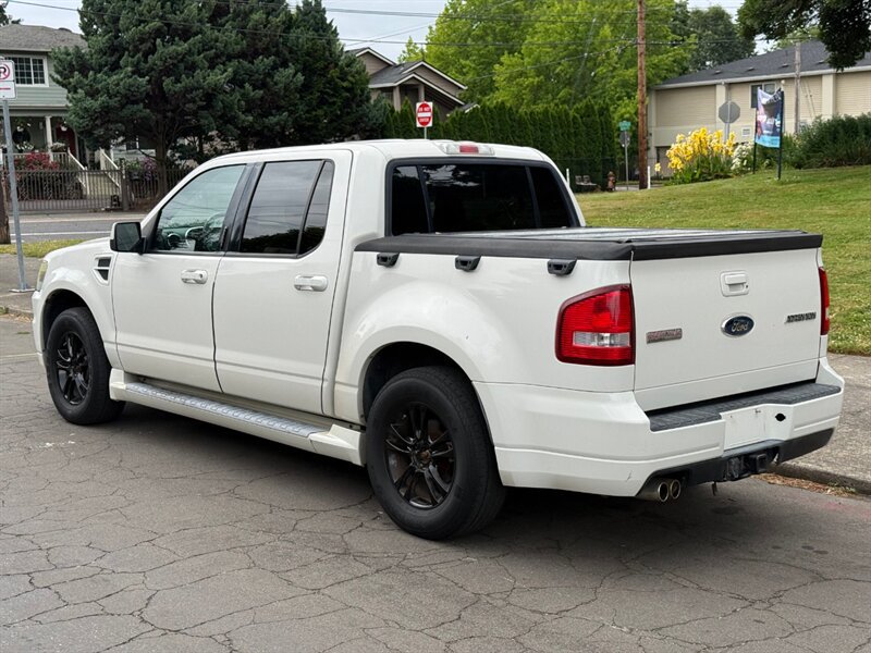 Used 2009 Ford Explorer Sport Trac Adrenalin AWD/4WD image 3