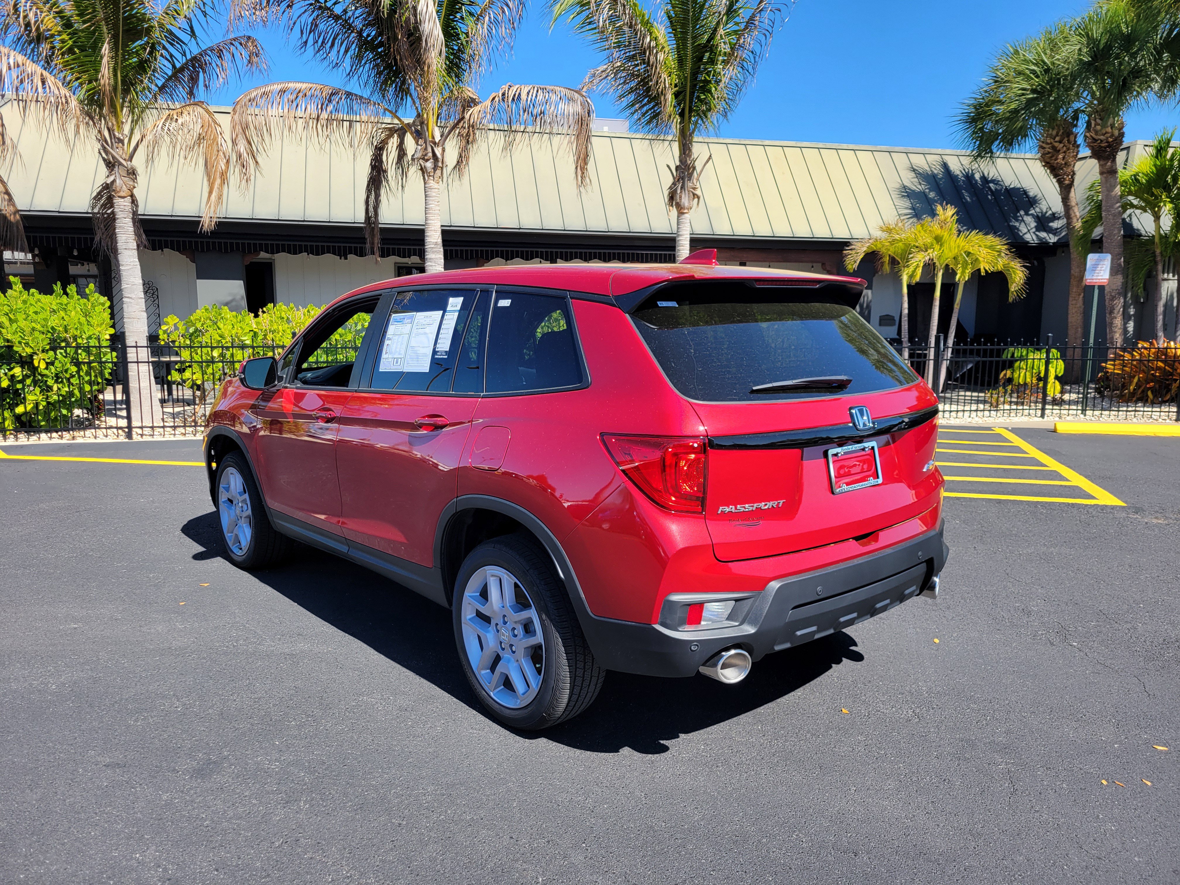 Used 2024 Honda Passport EX-L image 8