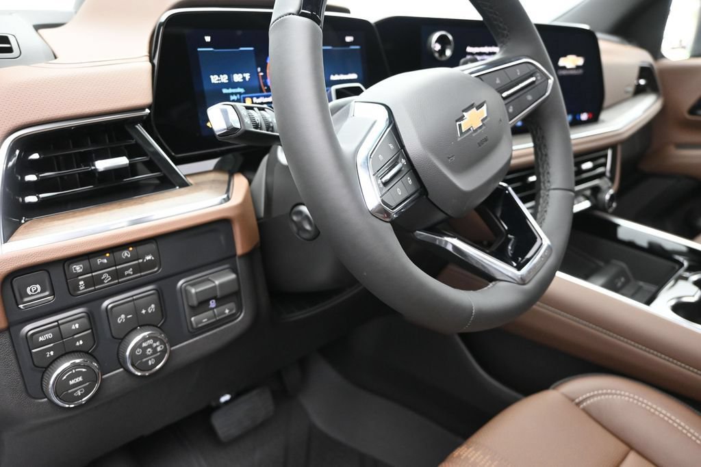 New 2026 Chevrolet Suburban High Country AWD/4WD image 12