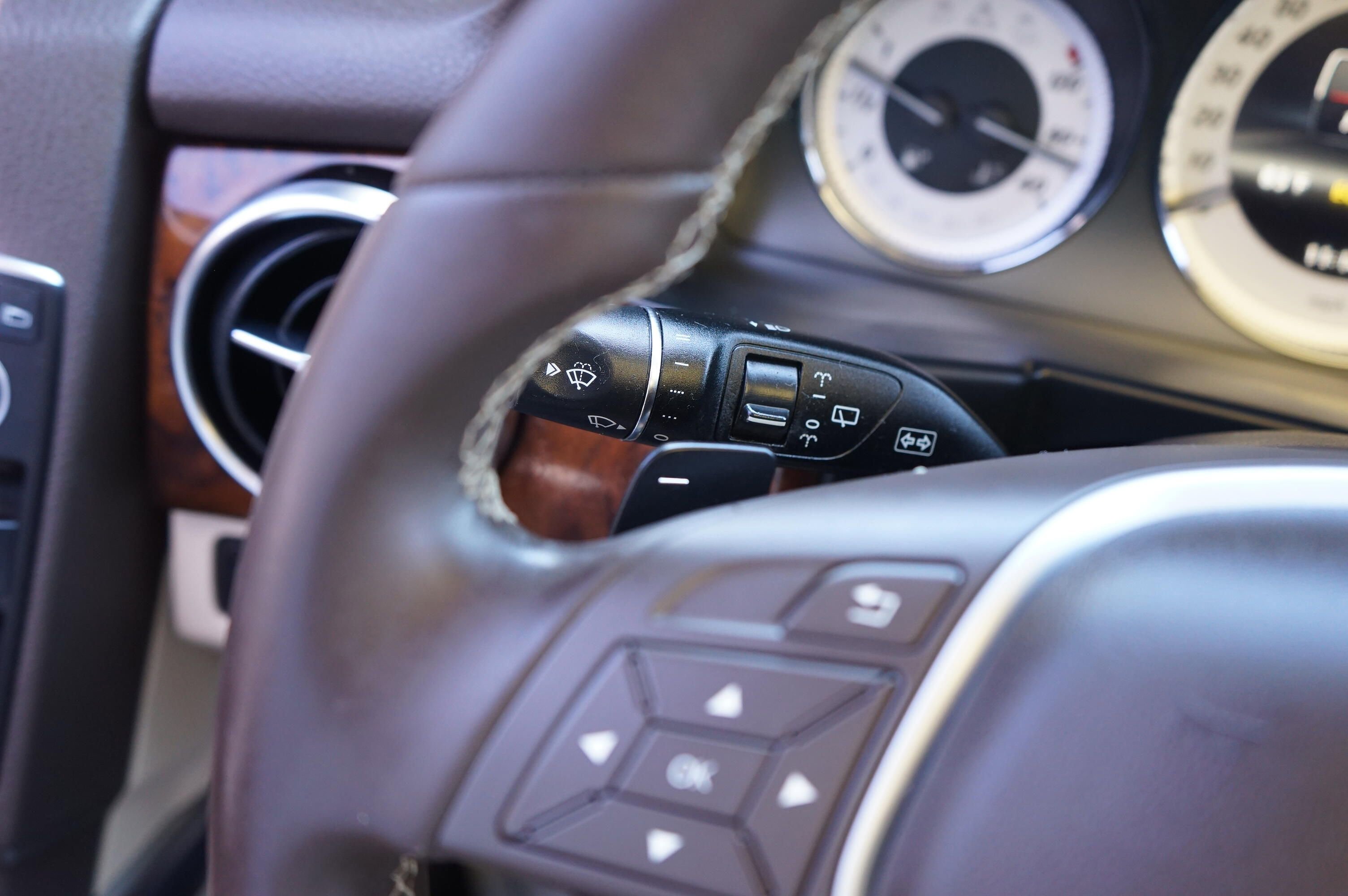 Used 2013 Mercedes-Benz GLK 350 4MATIC image 21