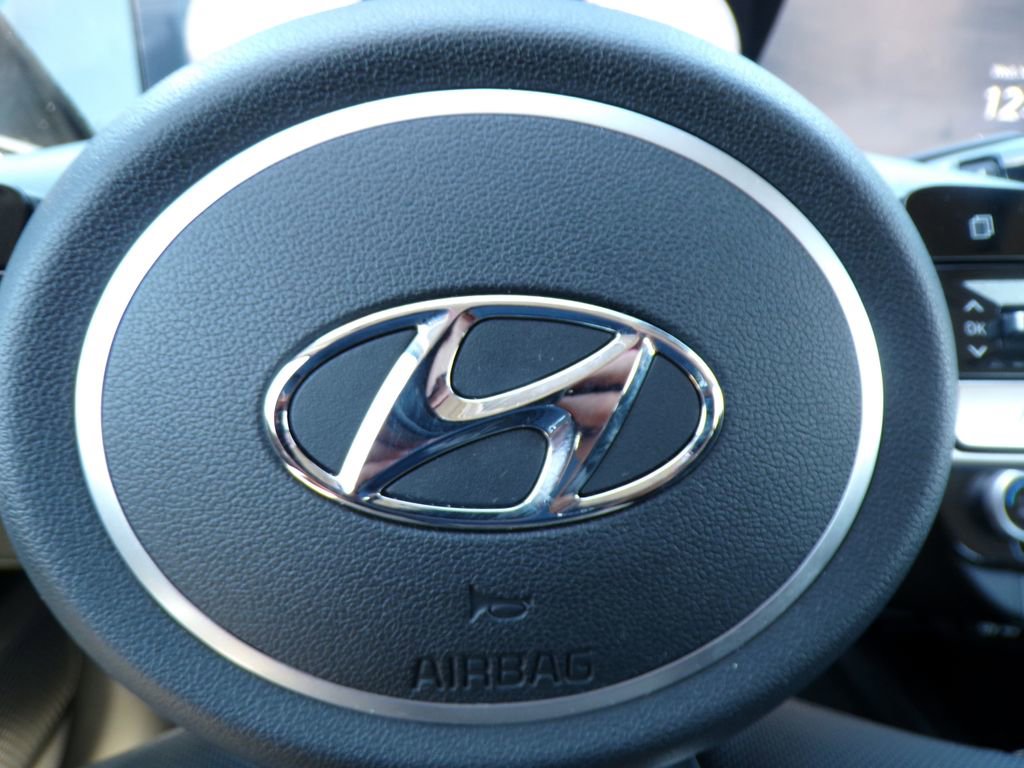 Certified 2023 Hyundai Elantra SEL w/ Convenience Package FWD image 30