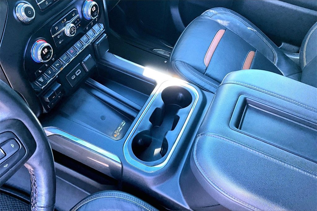 Used 2021 GMC Sierra 2500 AT4 w/ AT4 Premium Plus Package image 5