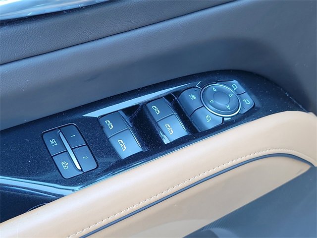 Certified 2022 Cadillac Escalade ESV Premium Luxury w/ Performance Package image 23