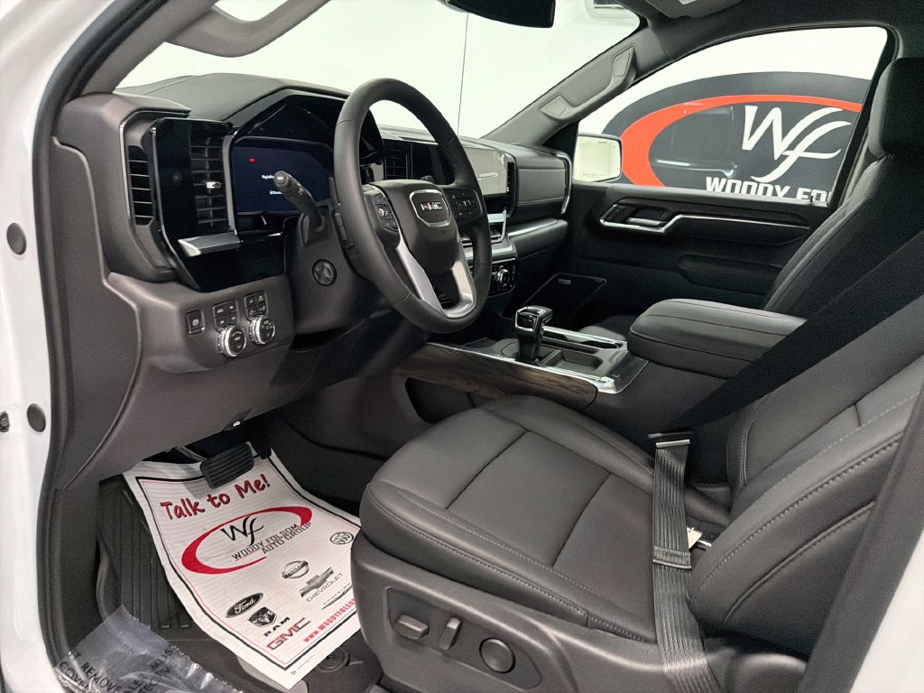 New 2026 GMC Sierra 1500 SLT w/ SLT Premium Plus Package AWD/4WD image 11