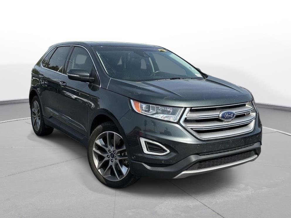 Used 2015 Ford Edge Titanium w/ Equipment Group 302A image 4