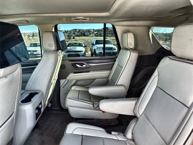 Used 2021 GMC Yukon Denali w/ Denali Premium Package image 15