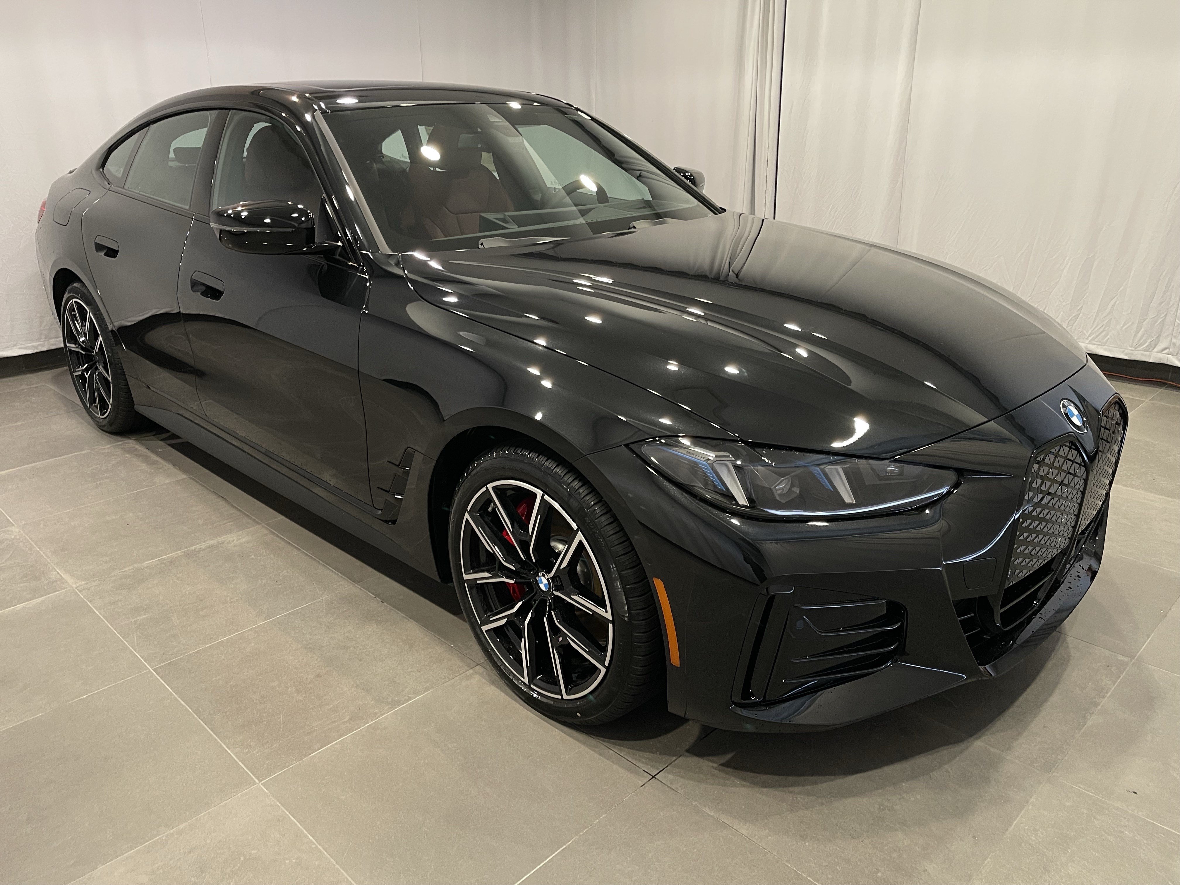 New 2026 BMW i4 xDrive40i w/ M Sport Package AWD/4WD image 3