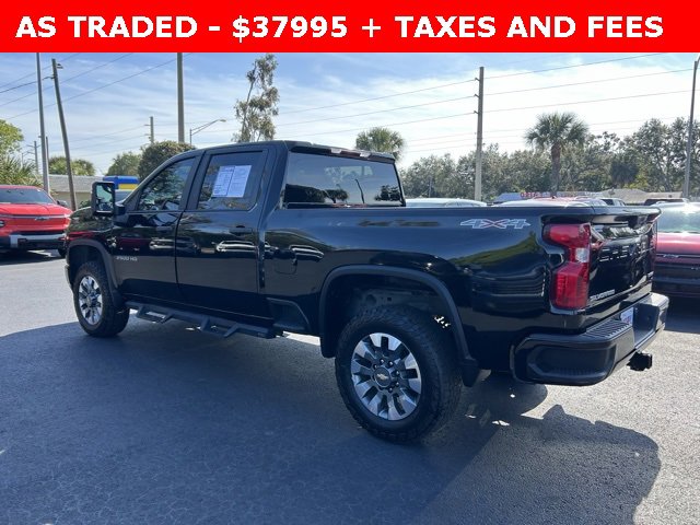 Used 2023 Chevrolet Silverado 2500 Custom w/ Custom Value Package image 4