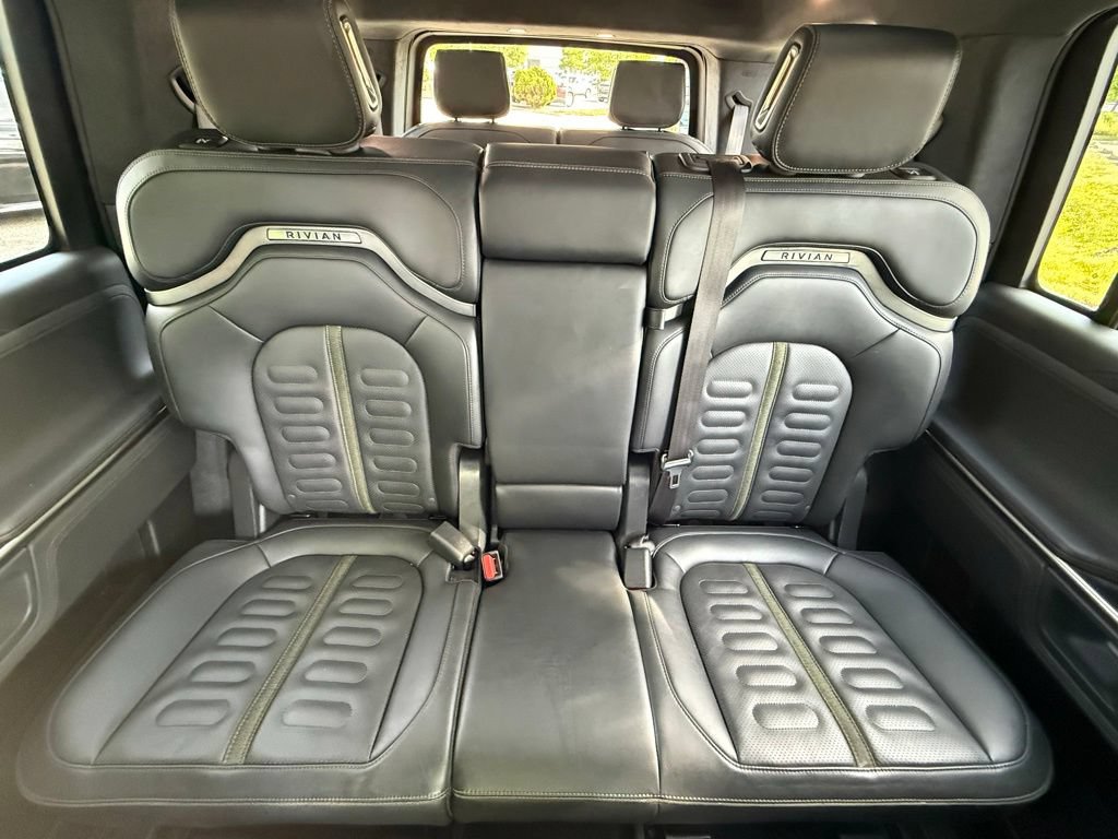 Used 2023 Rivian R1S Adventure AWD/4WD image 33