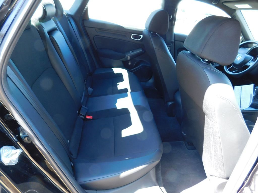 Used 2025 Honda Civic Sport image 5