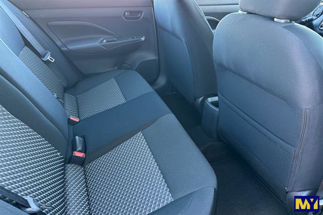 Used 2024 Nissan Versa S w/ S Plus Package image 17