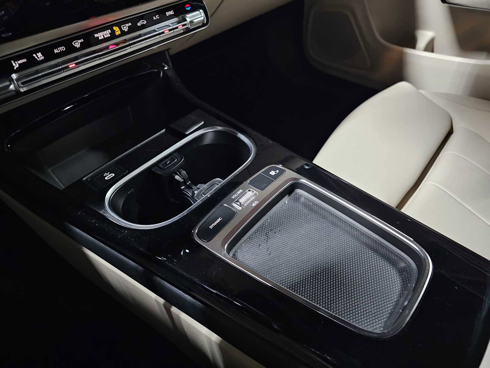 Certified 2026 Mercedes-Benz CLA 250 4MATIC image 29