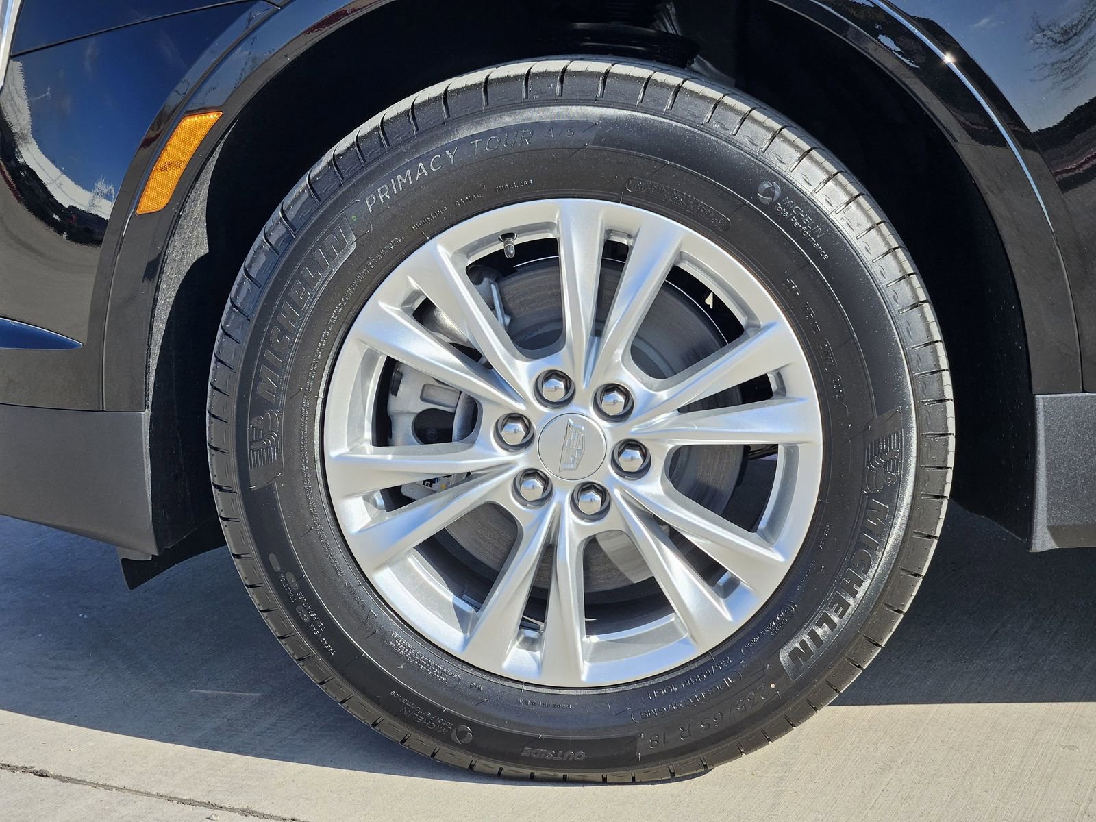 New 2026 Cadillac XT5 Luxury image 12