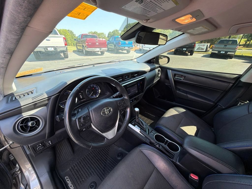 Used 2019 Toyota Corolla SE FWD image 6