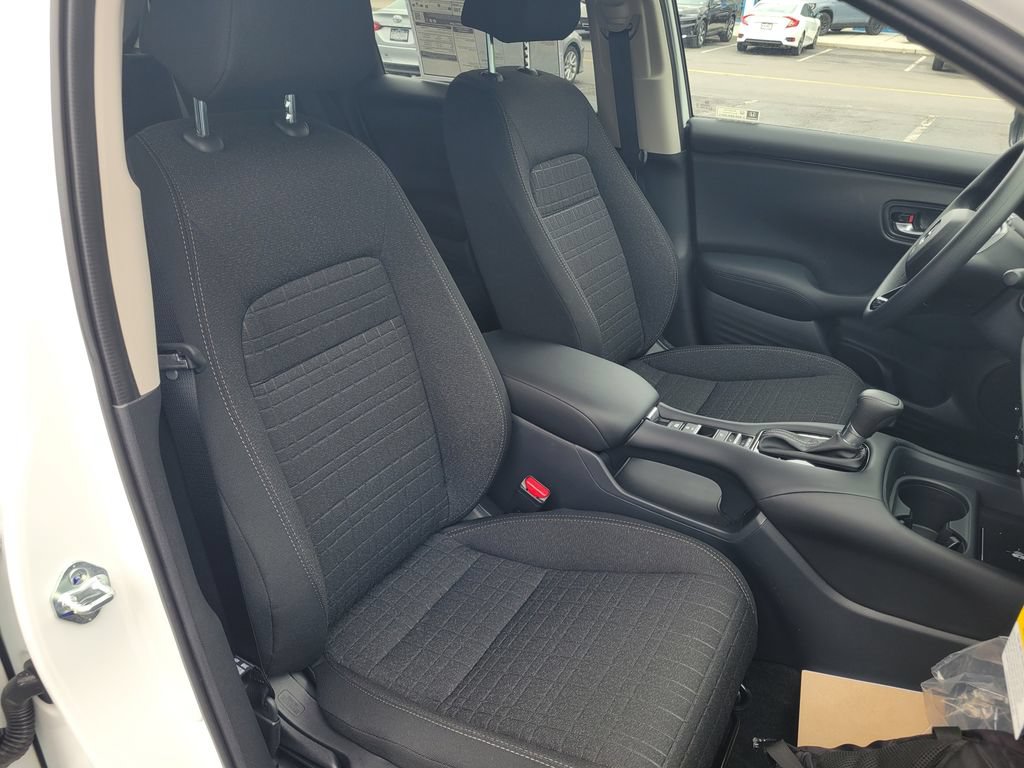 New 2027 Honda HR-V LX image 32