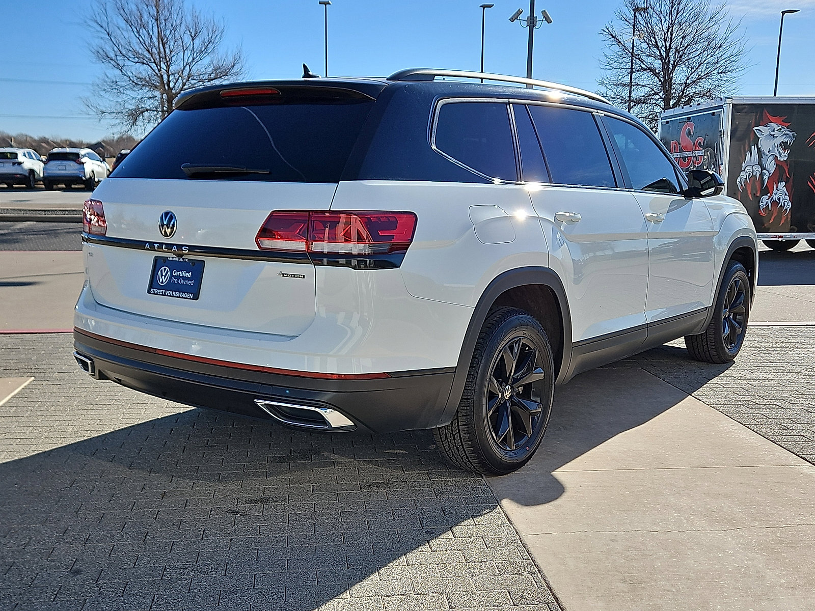 Used 2023 Volkswagen Atlas SE image 3