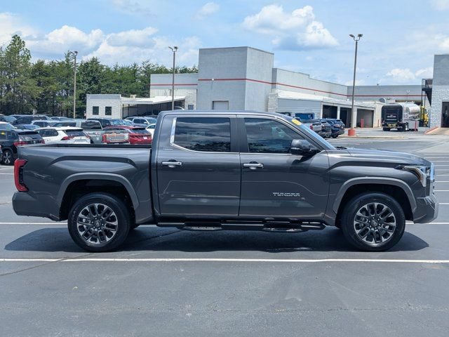 Used 2025 Toyota Tundra Limited AWD/4WD image 8