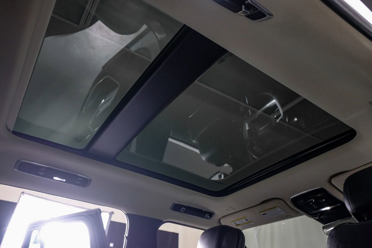 Used 2024 Land Rover Range Rover SE image 21