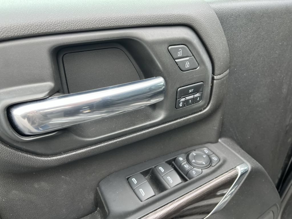 Used 2023 Chevrolet Silverado 2500 LTZ w/ LTZ Convenience Package AWD/4WD image 22