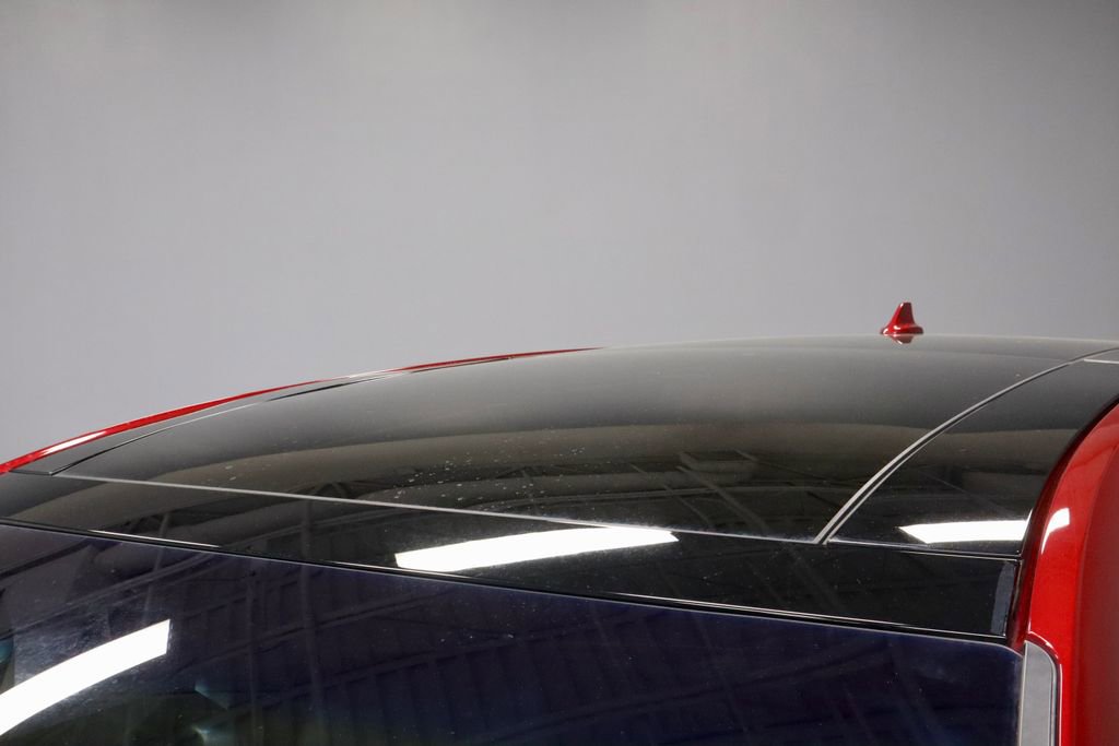 Certified 2019 Ford Edge Titanium w/ Cold Weather Package image 29