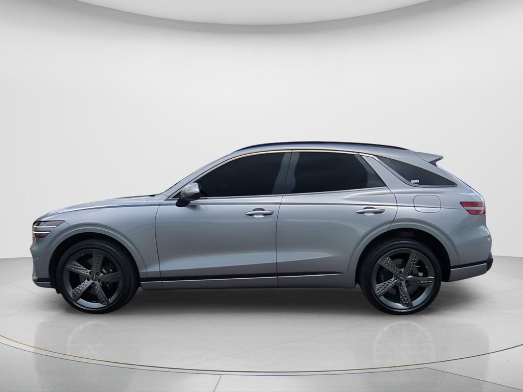 Used 2024 Genesis GV70 3.5T Sport w/ Sport Prestige Package AWD/4WD image 7