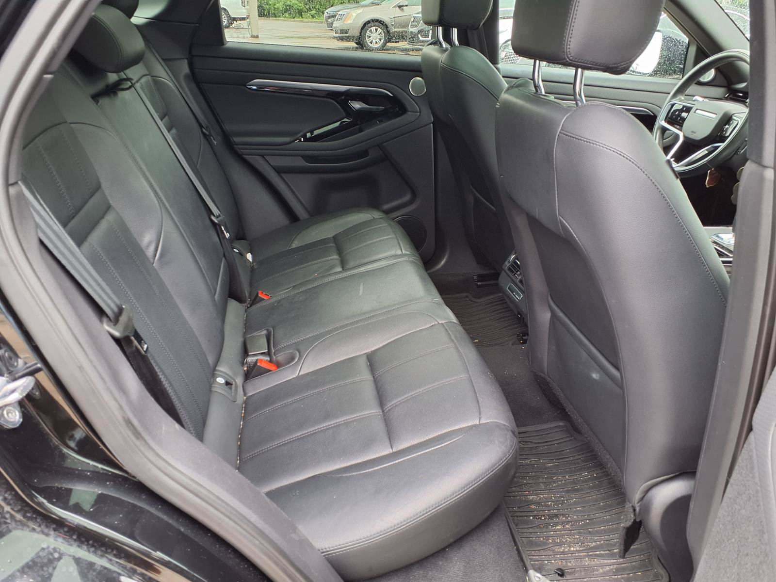 Used 2022 Land Rover Range Rover Evoque R-Dynamic S AWD/4WD image 11
