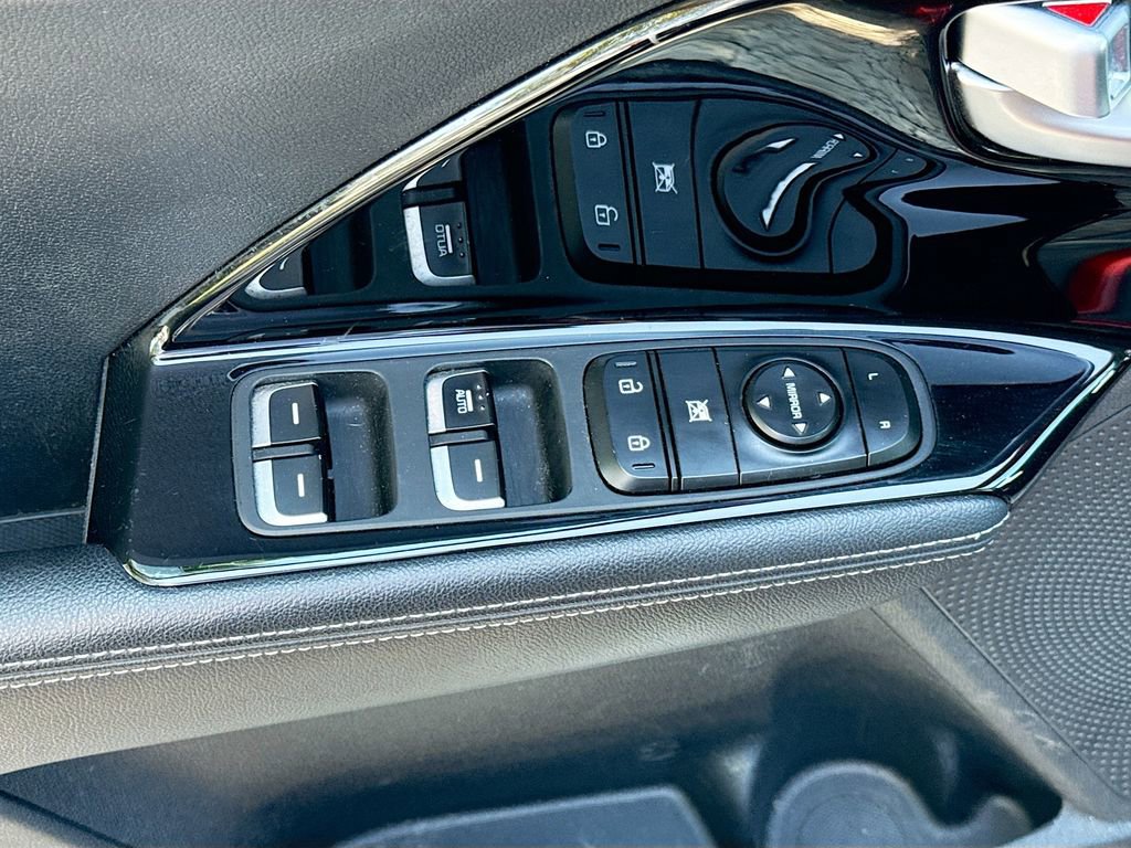 Used 2022 Kia Niro LXS image 18