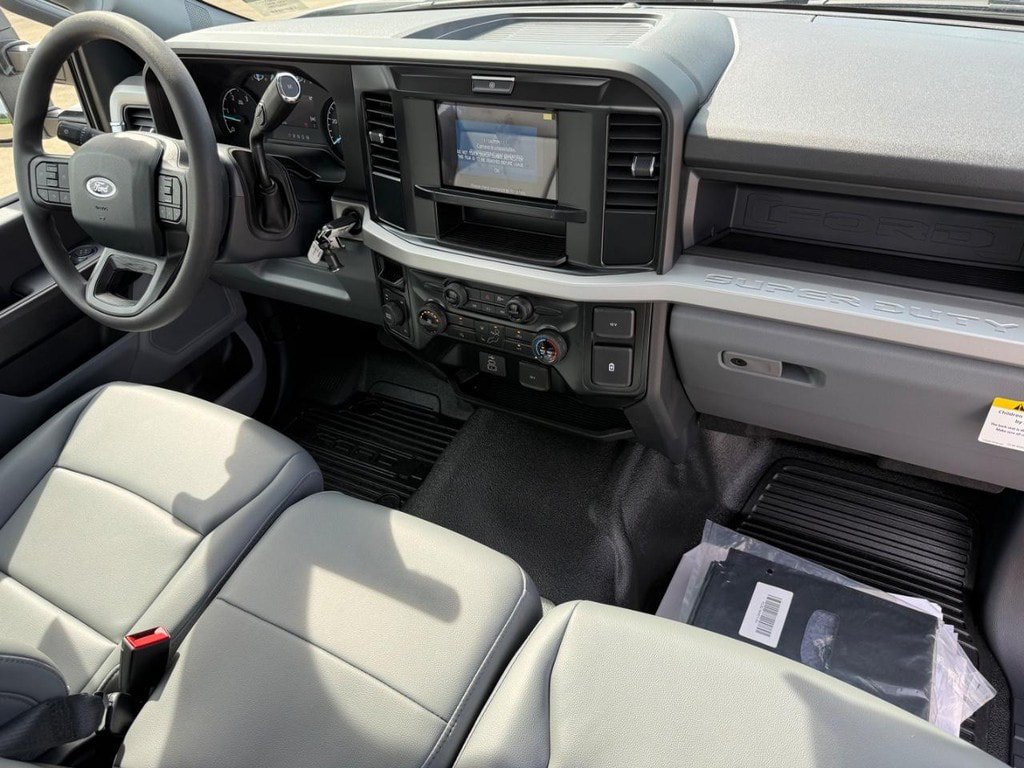 New 2026 Ford F450 XL w/ XL Chrome Package AWD/4WD image 14