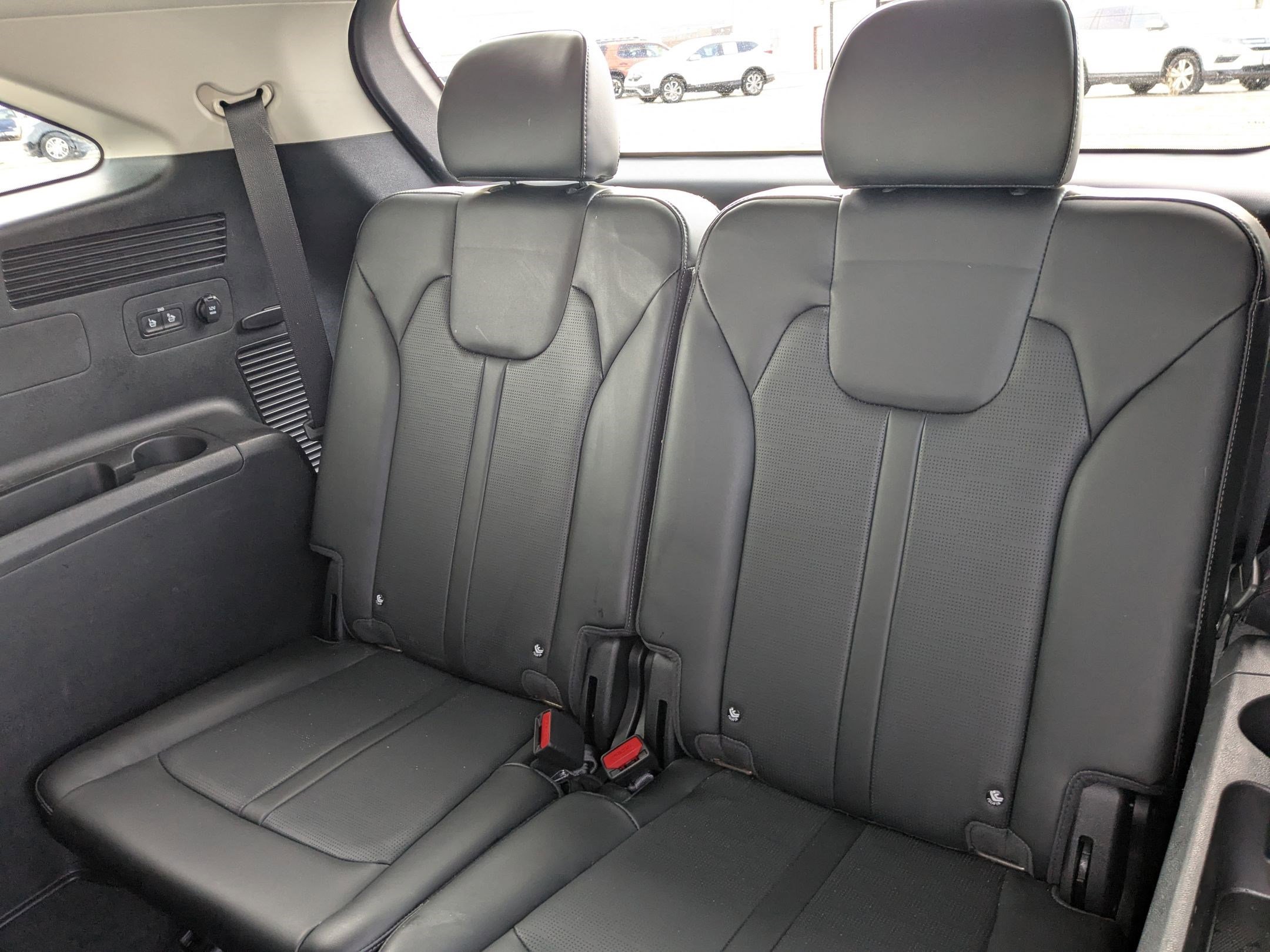 Used 2024 Kia Sorento S image 30