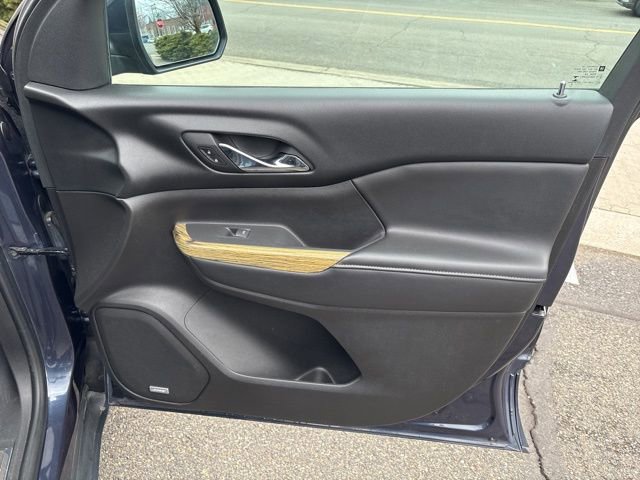 Used 2018 GMC Acadia Denali w/ Technology Package image 28