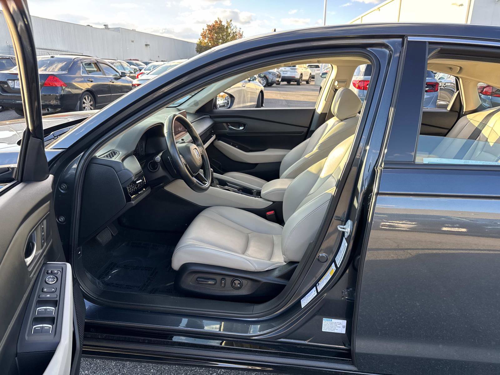 Certified 2025 Honda Accord EX-L image 20