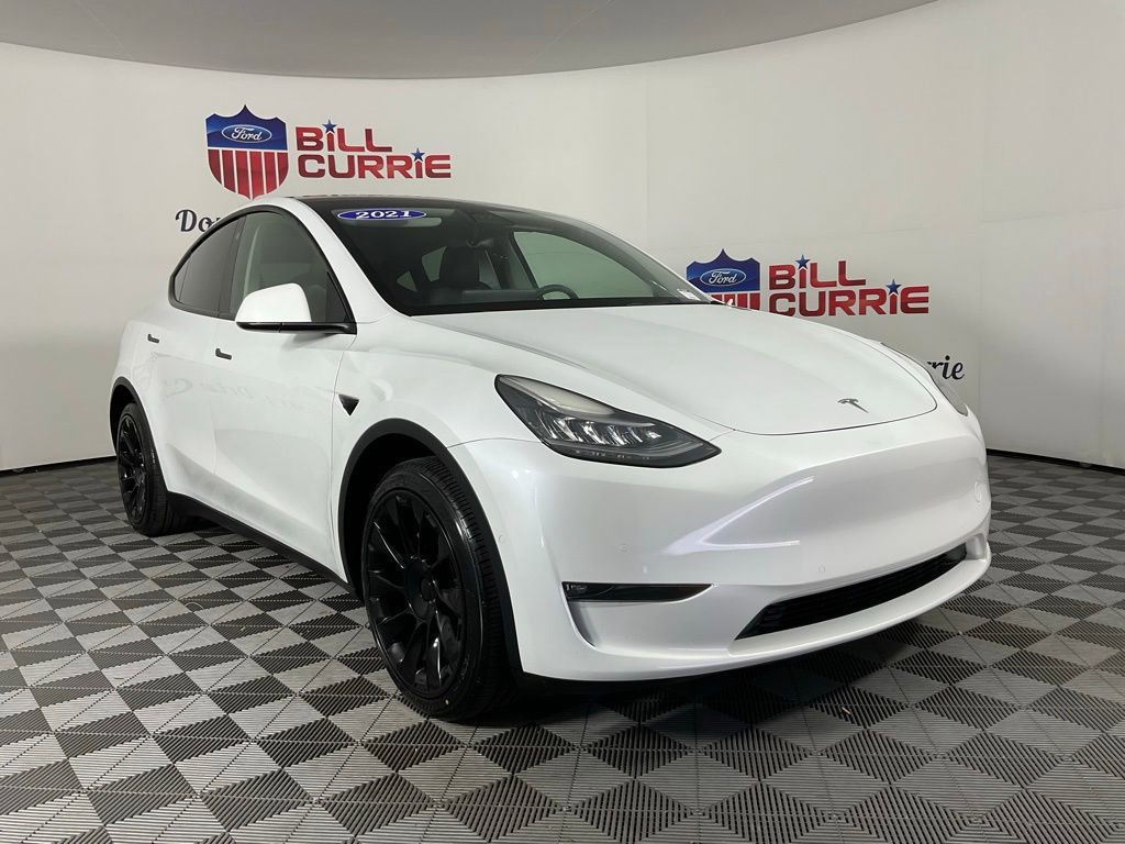 Used 2021 Tesla Model Y Long Range image 1