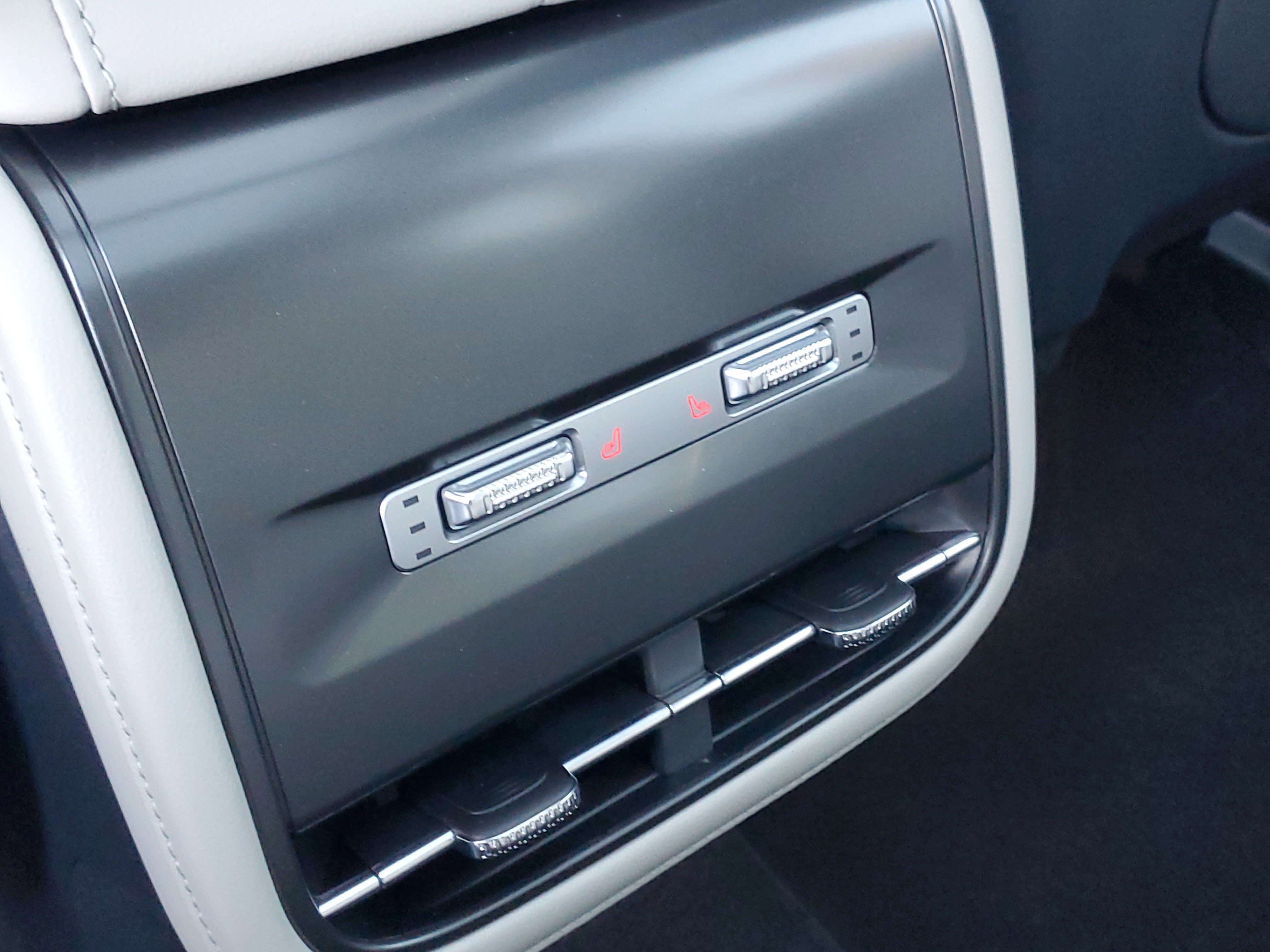 New 2026 Lincoln Nautilus Reserve image 30