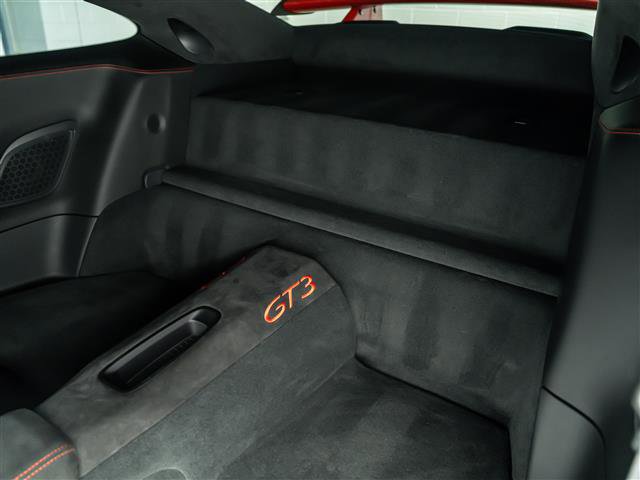 Certified 2019 Porsche 911 GT3 image 32