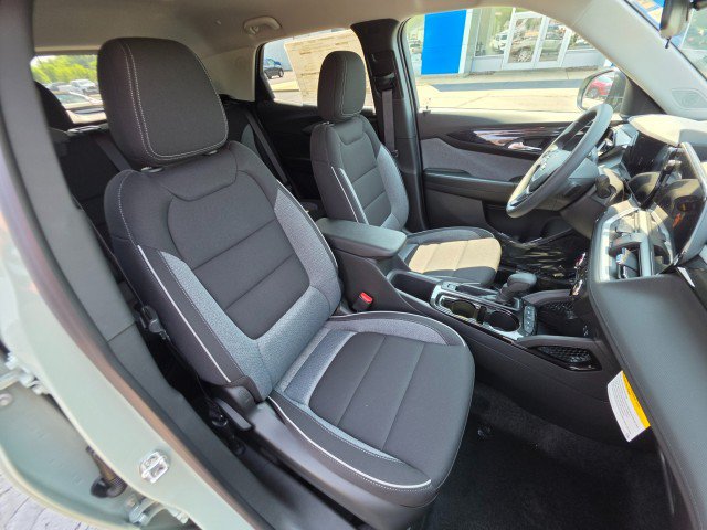 New 2026 Chevrolet TrailBlazer LS w/ LS Convenience Package AWD/4WD image 11