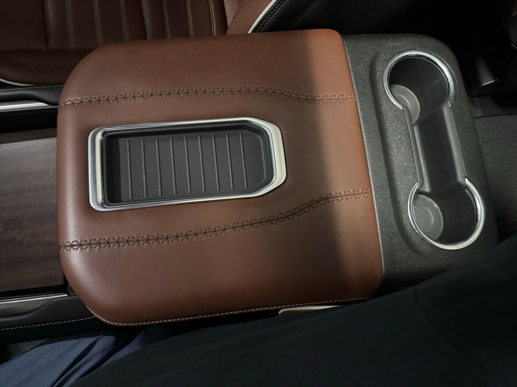 Used 2023 GMC Yukon XL Denali Ultimate image 29