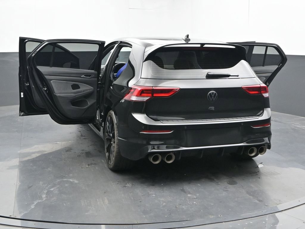 Used 2025 Volkswagen Golf R Black Edition image 57