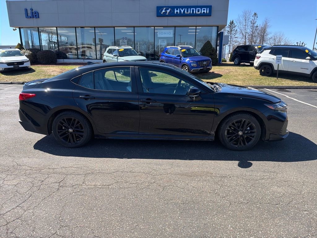 Used 2026 Toyota Camry SE w/ Convenience Package image 2