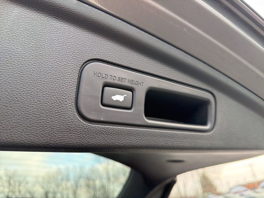 Used 2025 Acura MDX A-Spec image 24