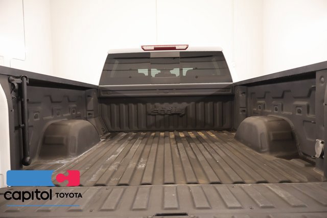Used 2022 GMC Sierra 1500 AT4 w/ AT4 Preferred Package AWD/4WD image 28