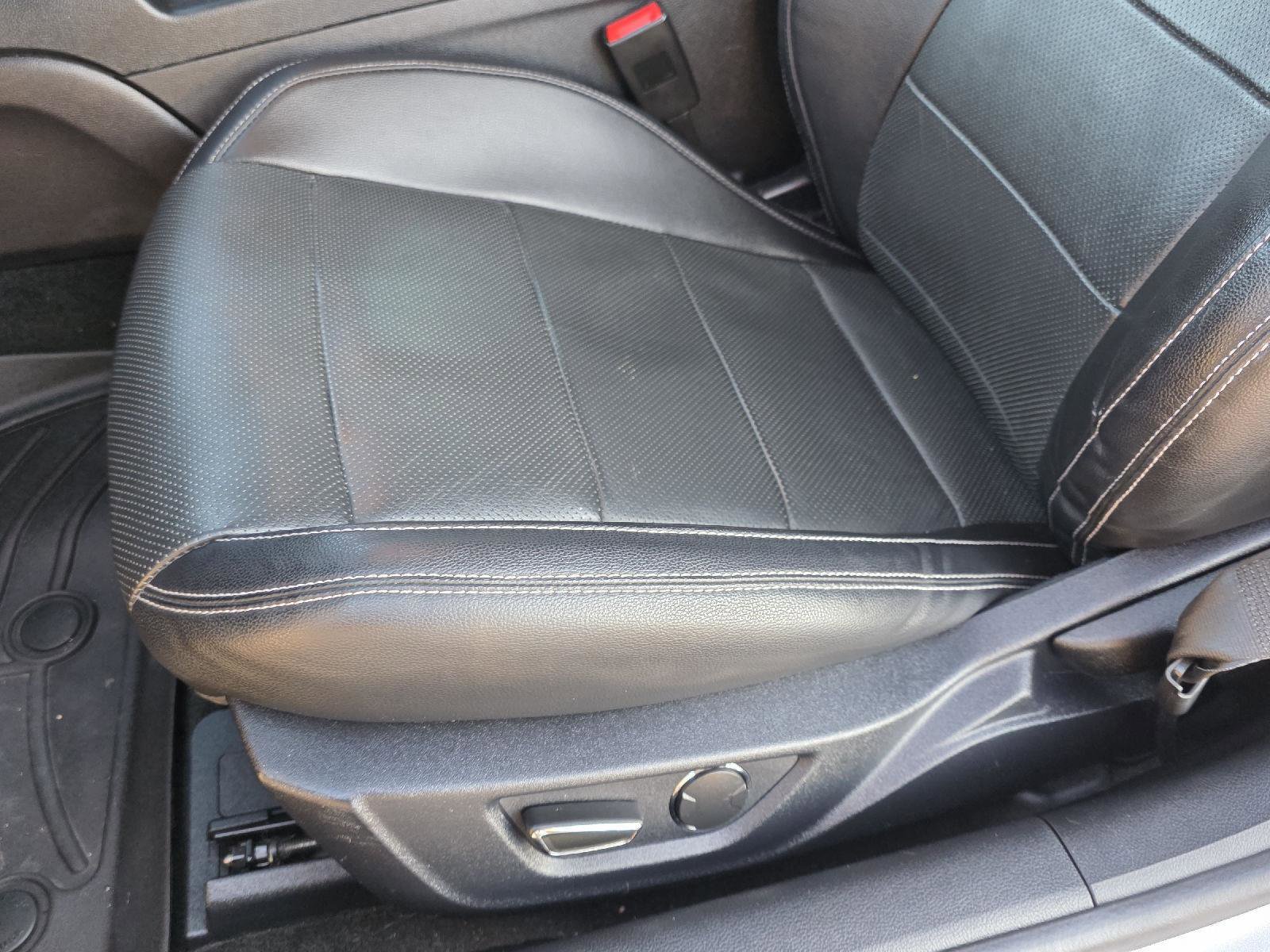 Used 2018 Ford Mustang Premium image 28