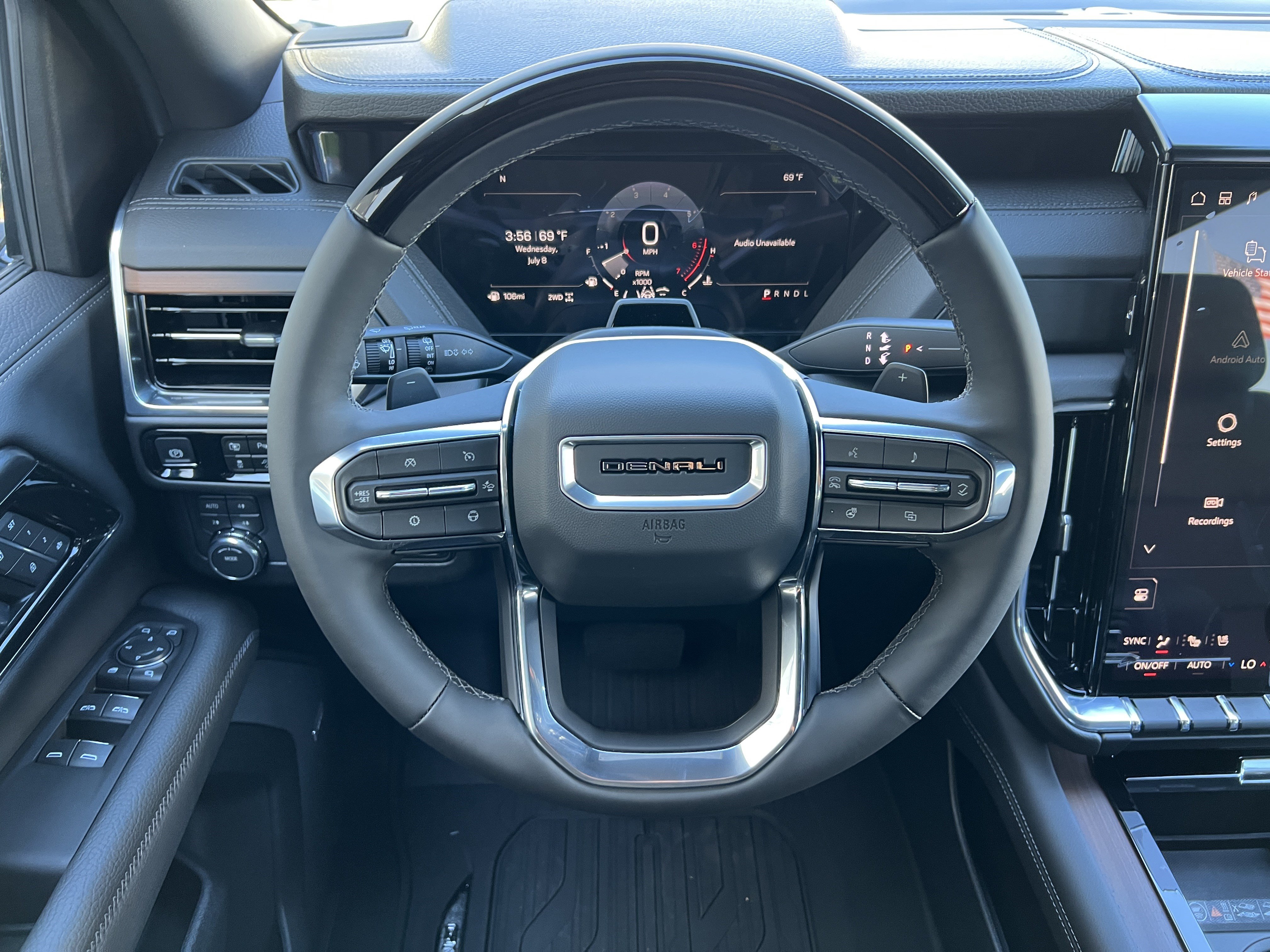 New 2026 GMC Yukon Denali w/ Denali Reserve Package AWD/4WD image 31