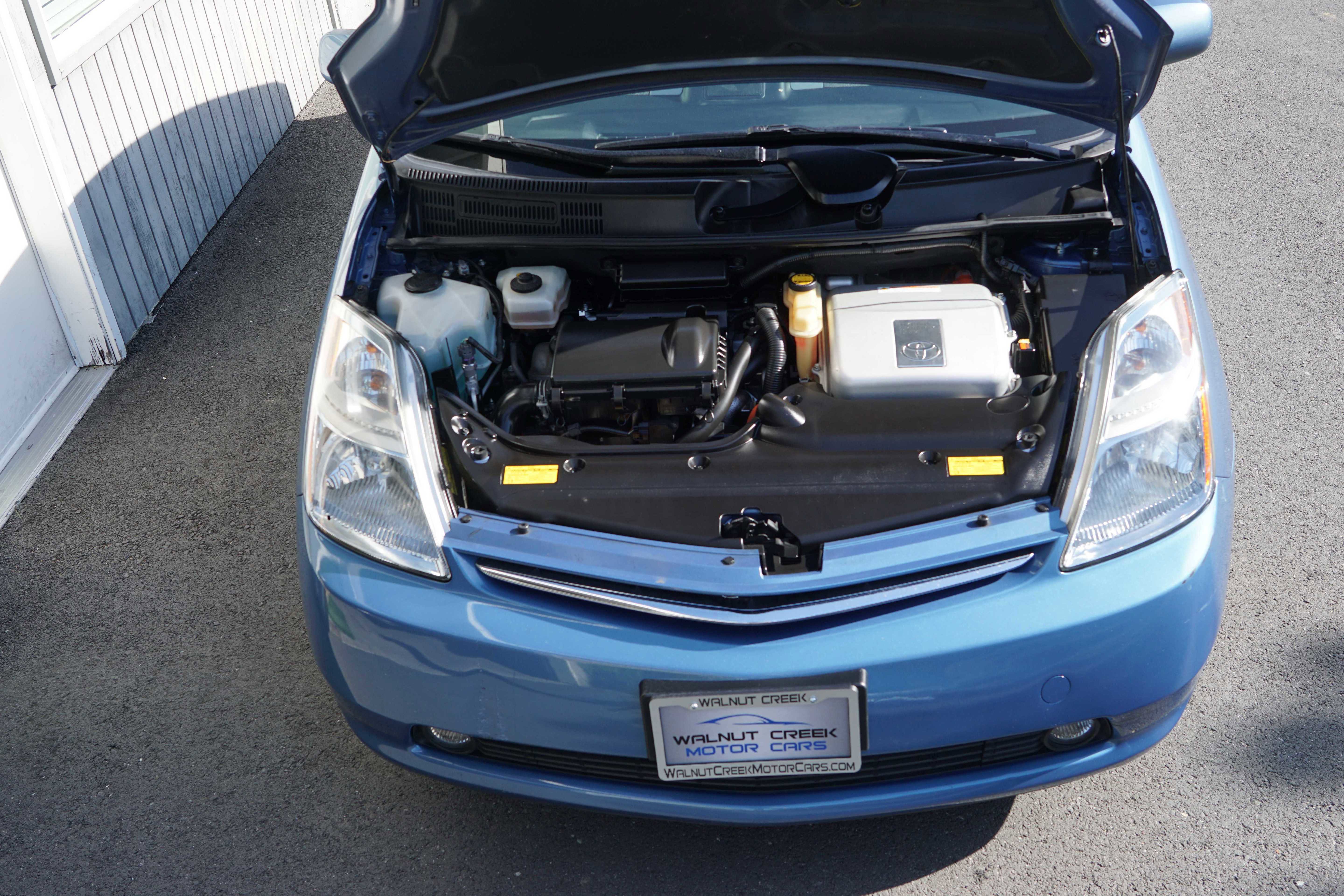 Used 2009 Toyota Prius Touring FWD image 21