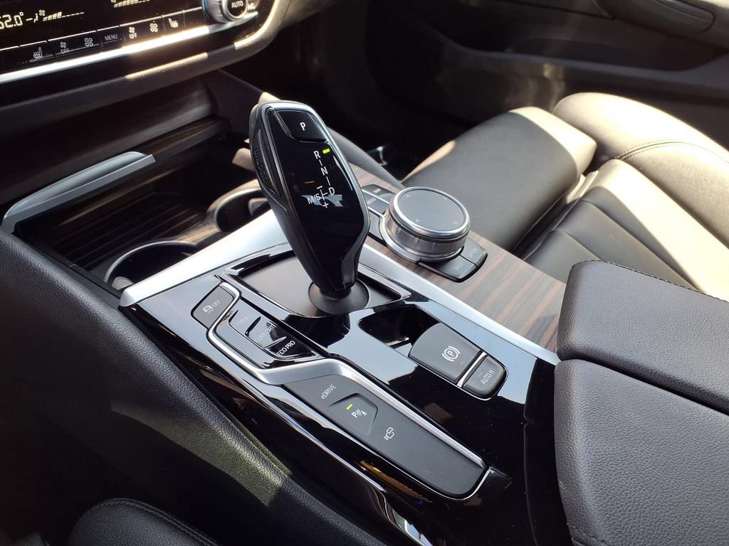 Used 2018 BMW 530e xDrive AWD/4WD image 18