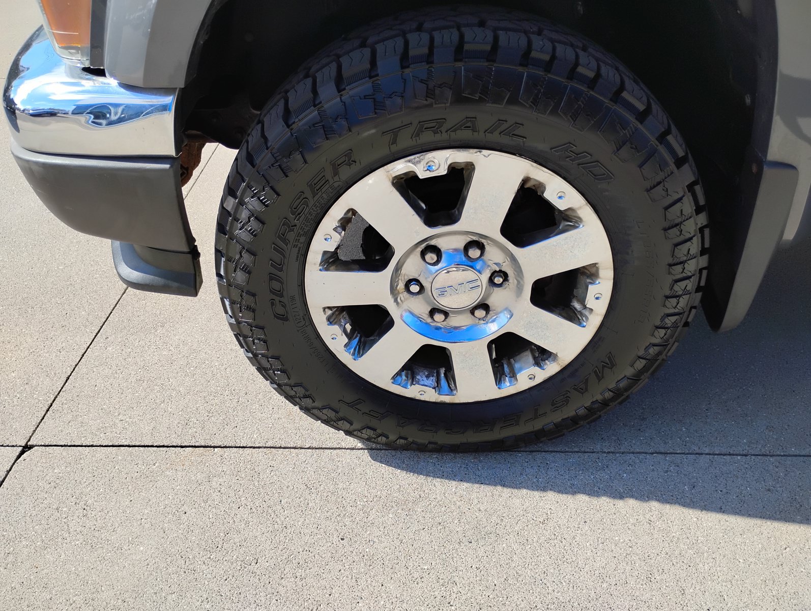 Used 2012 GMC Canyon SLE AWD/4WD image 15
